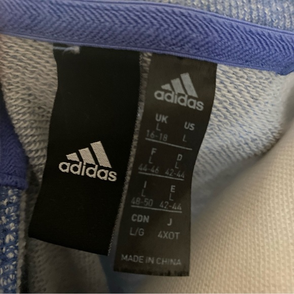 Adidas Cropped Sweatshirt - Picture 7 of 7